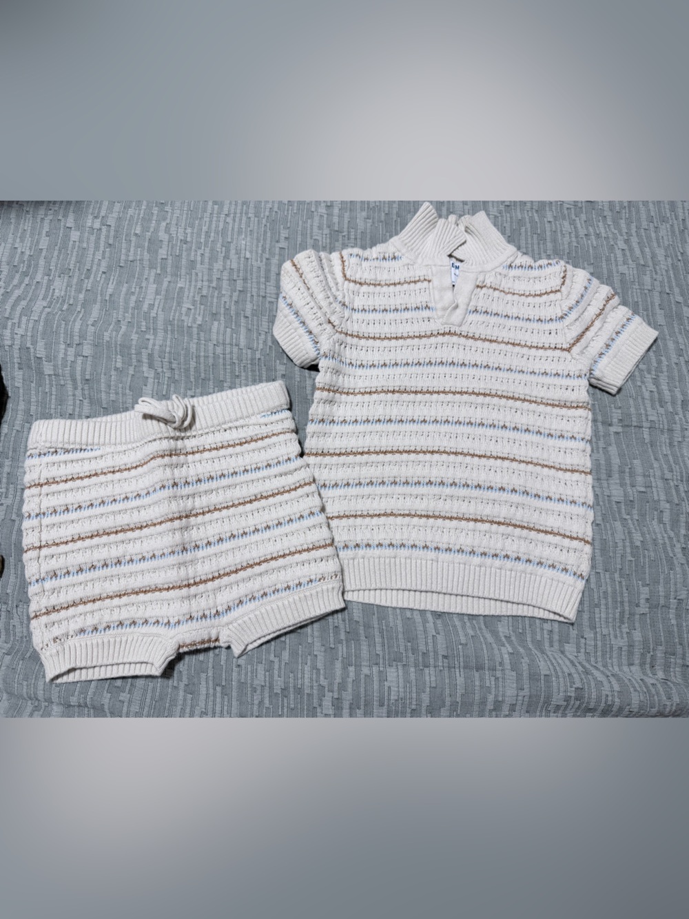 Old Navy Toddler Boy 18-24 months Cream and Light Blue Striped Knit Matching Set
